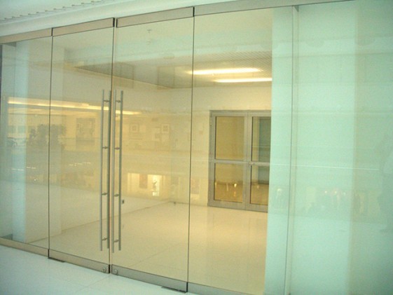 зенитные фонари стеклянные витражи алюминиевые конструкции лектос казань стеклянные двери цельностеклянные ограждения